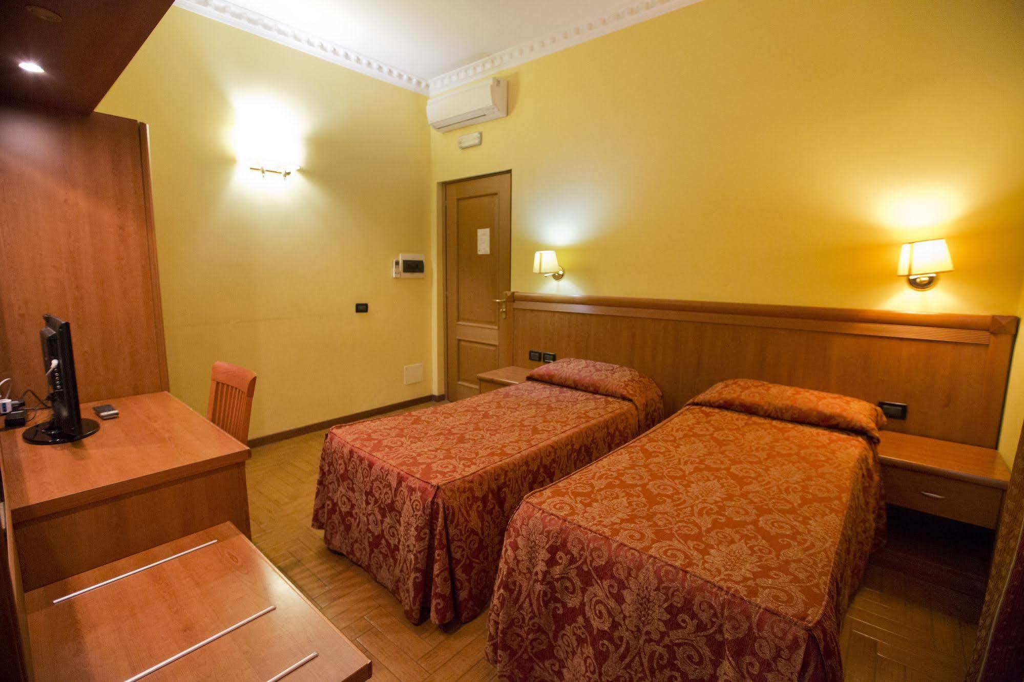 Lella Hotel Rome